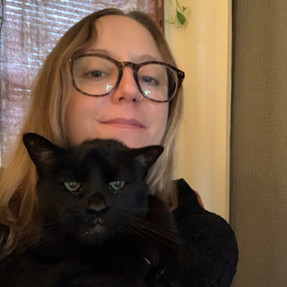 Meet your Posher, Emma